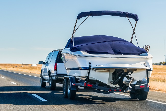 Benefits of Renting a Boat and RV Storage Unit During a Move